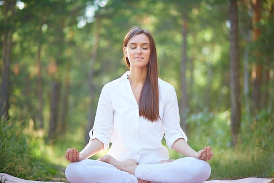 méditation dans les arbres